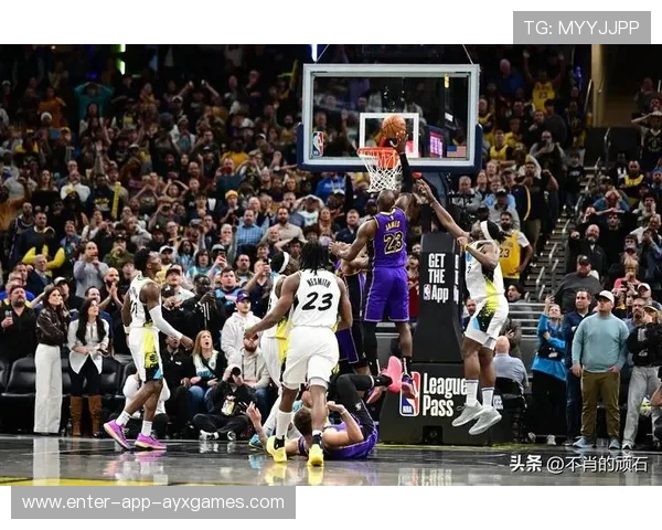 NBA太阳快攻两秒完成扣篮：速度、信任与风驰速影的崛起