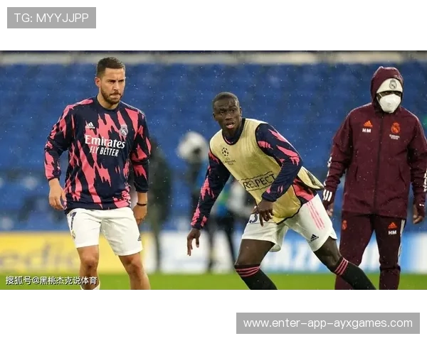 巴黎战术多变敌人难以预测